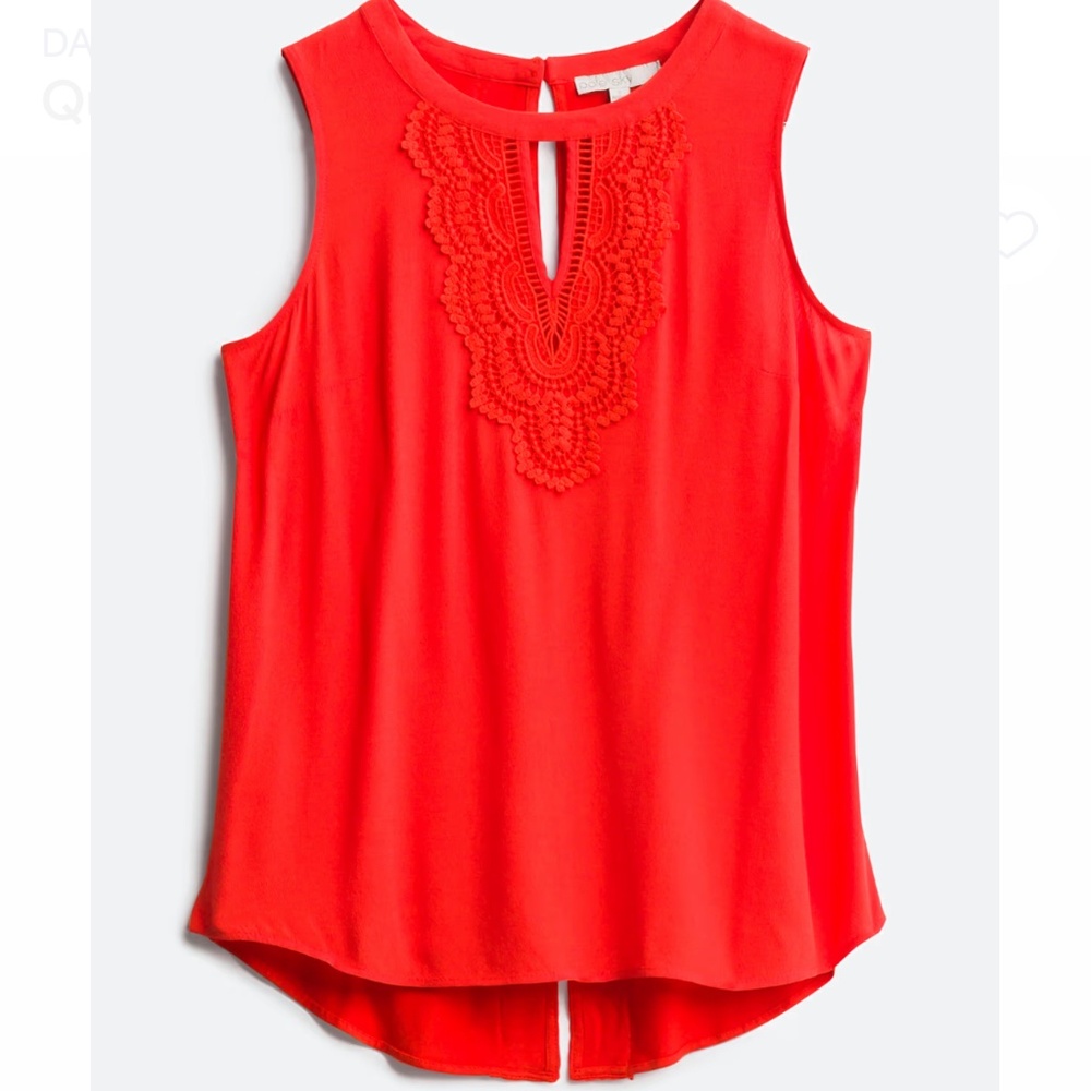 Quin Keyhole Crochet Blouse